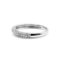 Twisted Pavé Diamond Band