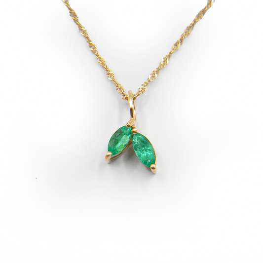 Marquise Emerald Necklace in Yellow Gold
