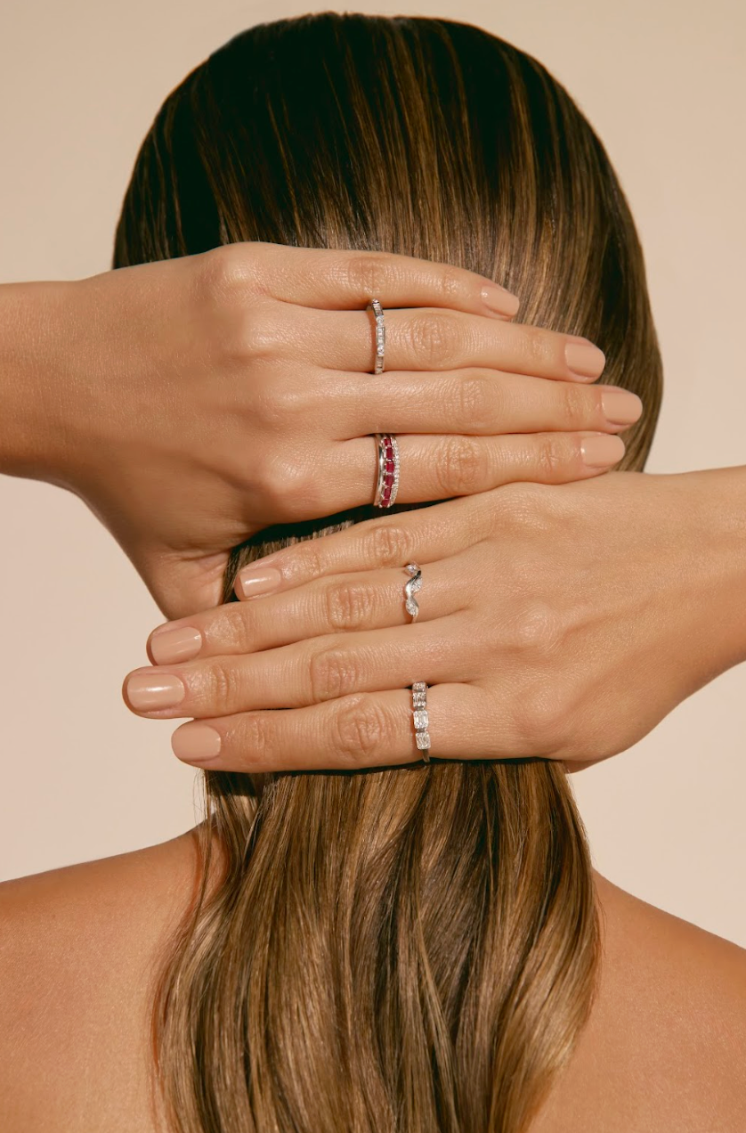 Illusion Bezel Baguette & Round Diamond Band