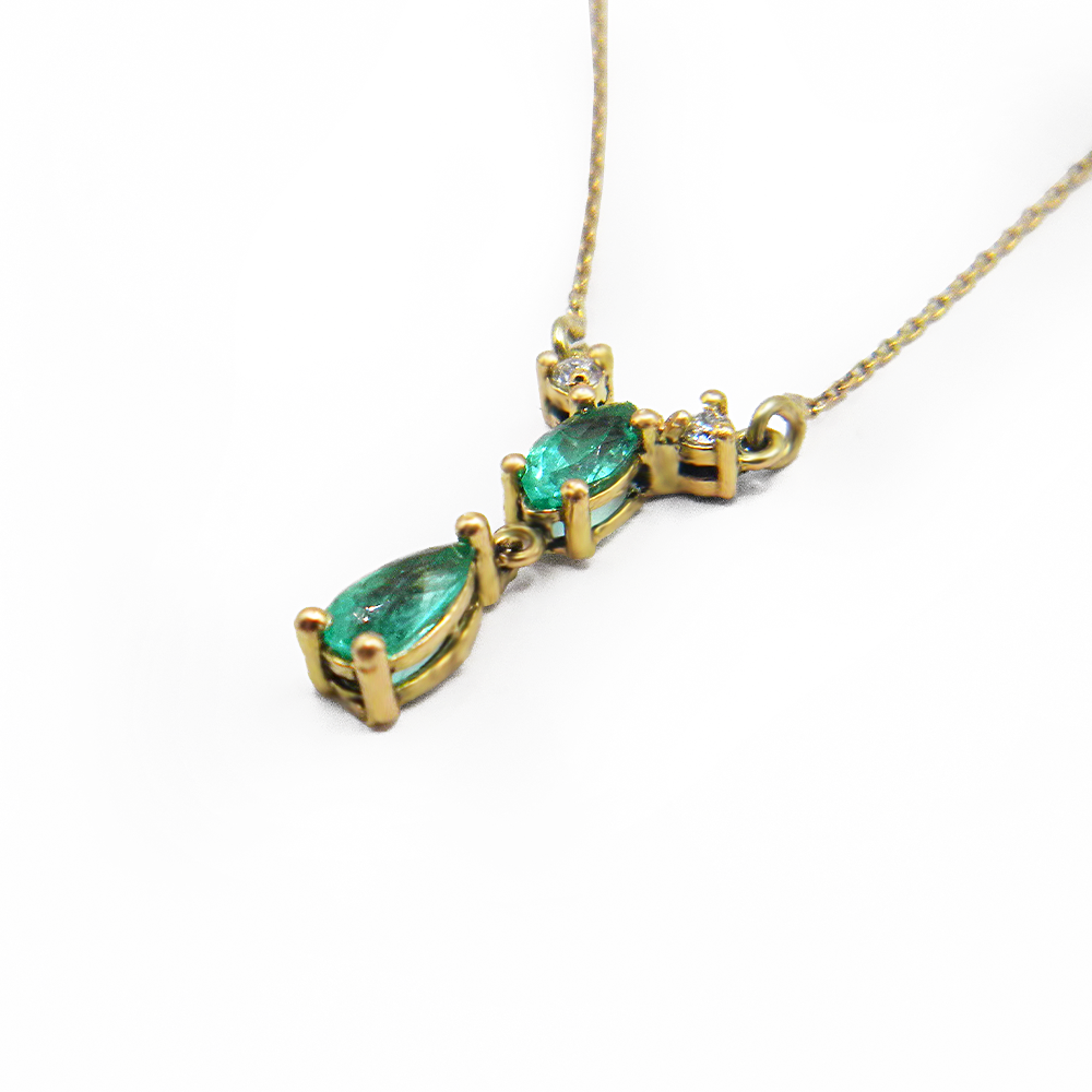 Emerald & Diamond Necklace in Yellow Gold